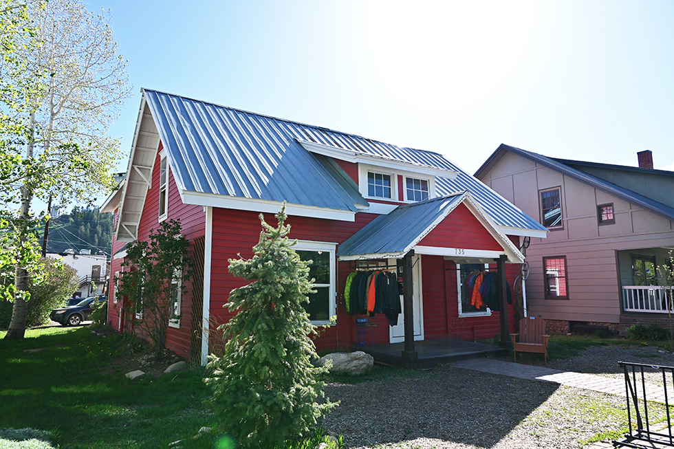 ビッグアグネス本社