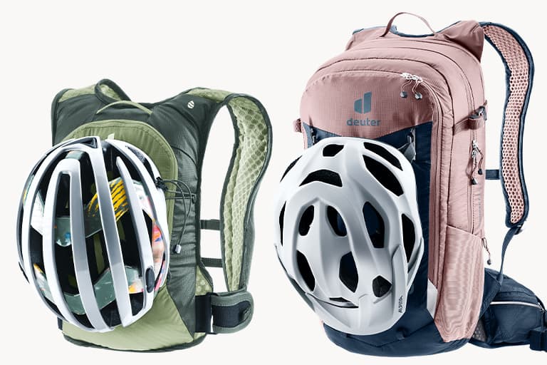 ヘルメット収納