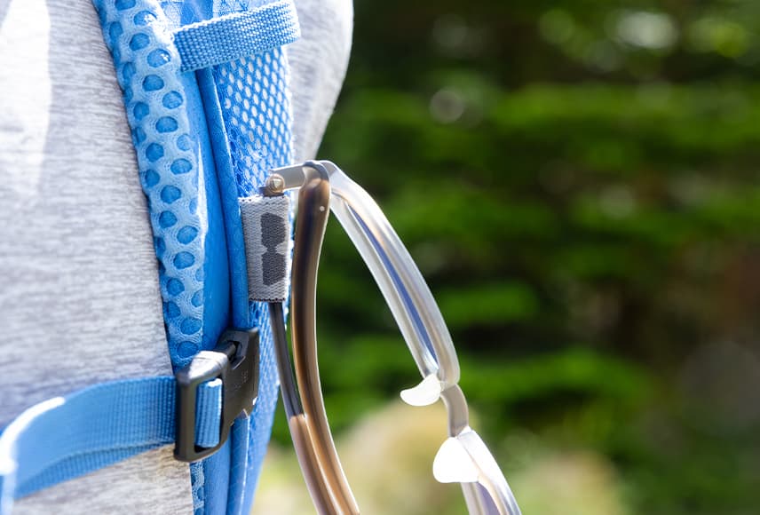 サングラスホルダー