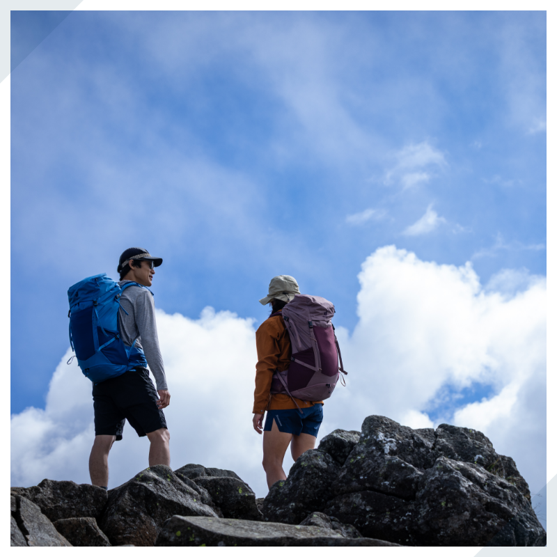岩場登山イメージ