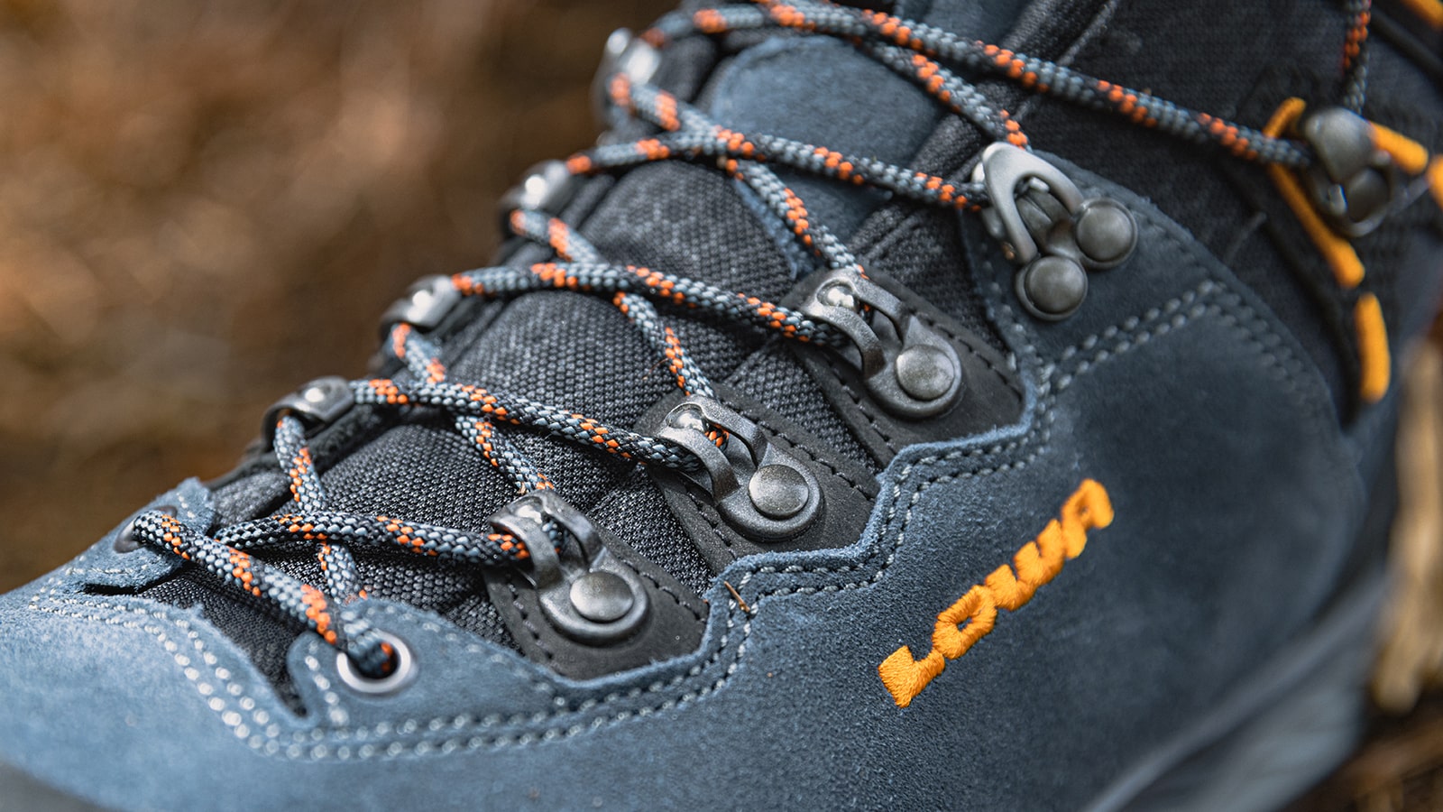 LOWA ローバー 登山靴 ティカム - 登山用品